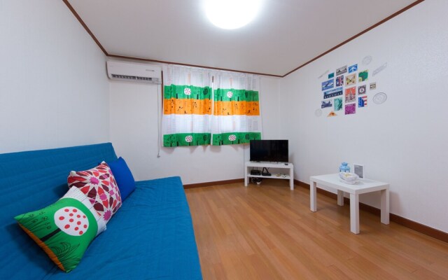 Sunny's in Hongdae Area