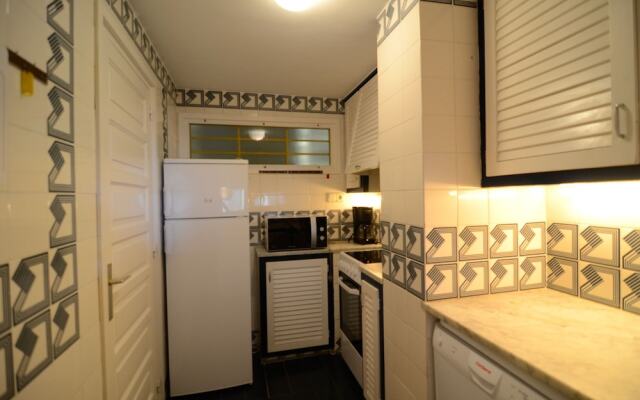 Apartamentos Passeig Del Mar