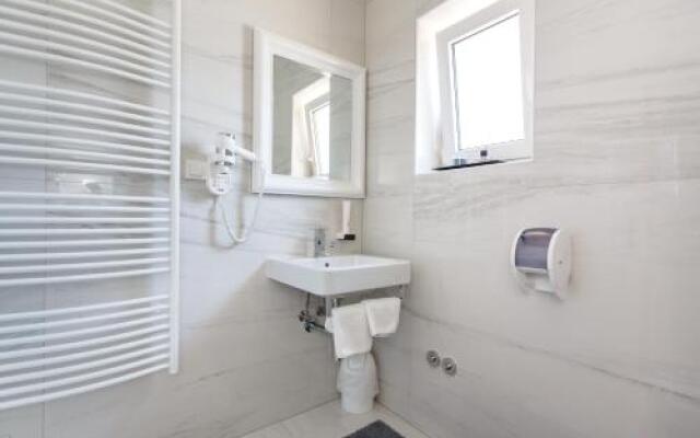 Apartments & Rooms Dario Krk
