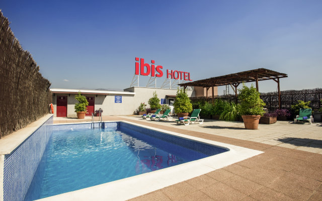 ibis Granada