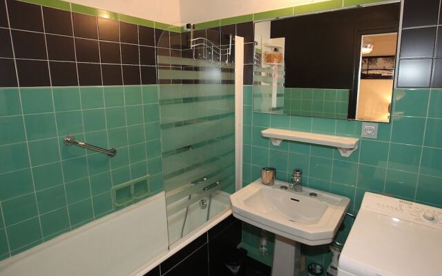 1 bedroom with elevator in downtown Annecy