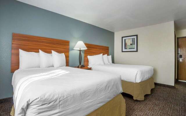 Quality Inn Gillette I-90 East