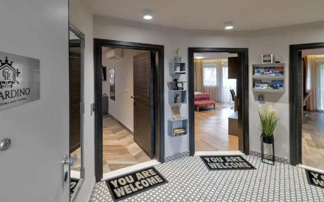 Airy vista apartment in city center