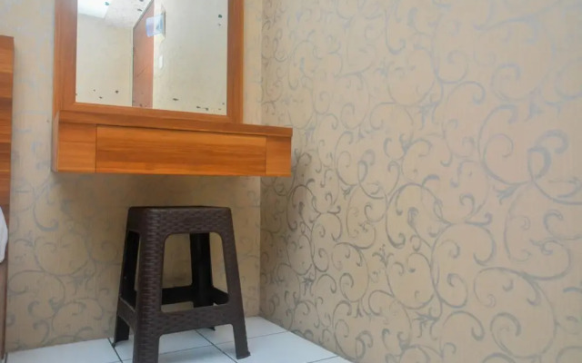 Comfort Studio Room At Kebagusan City Apartment