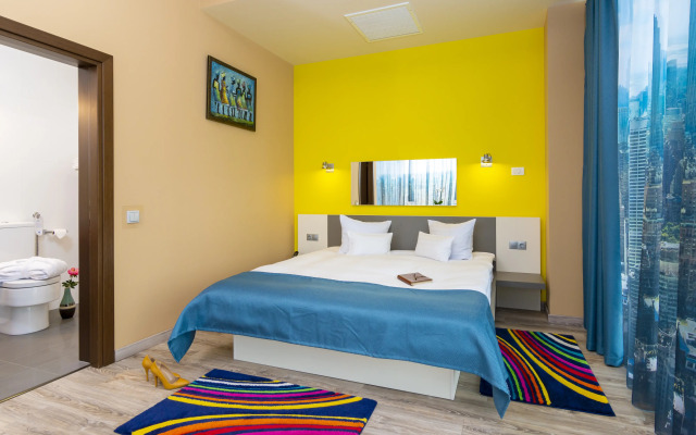 West City Hotel