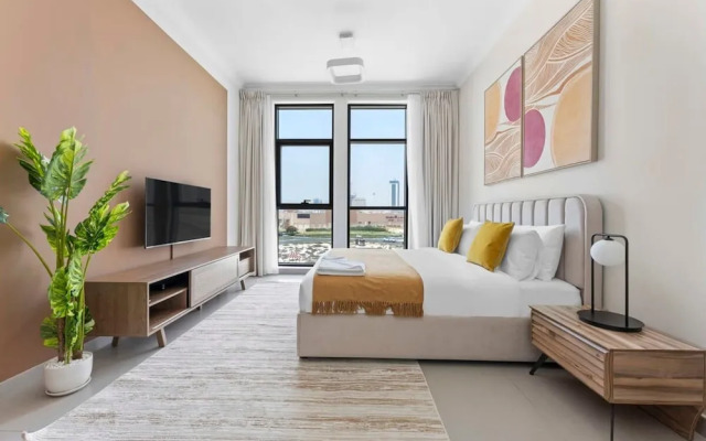 Silkhaus Pool Gym Exquisite Studio Art Gardens