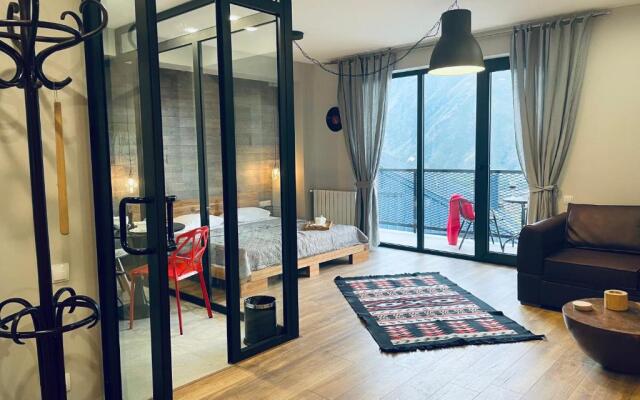 Kazbegi Stylish Apartment