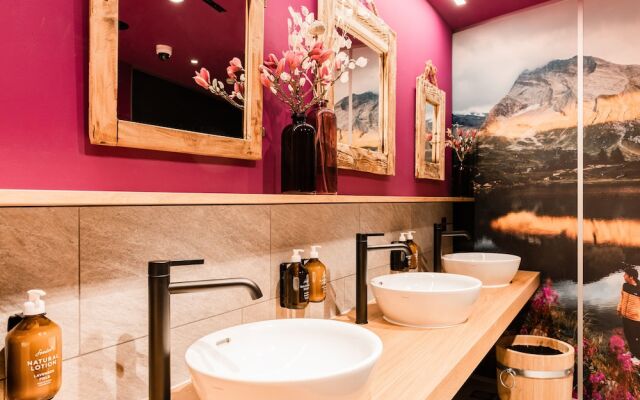 Capsule Hotel - Zurich Airport