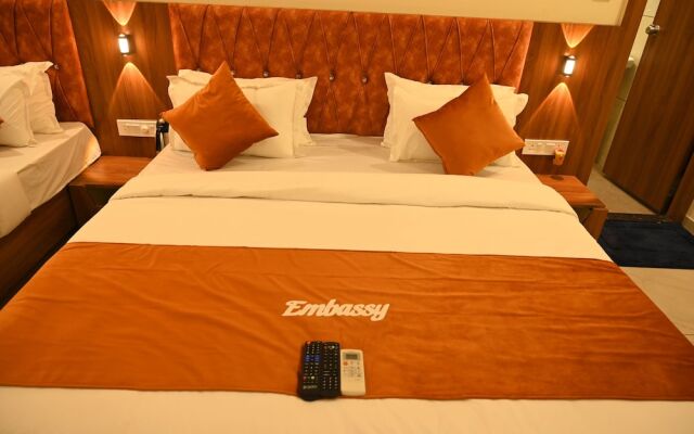 Hotel Embassy INN