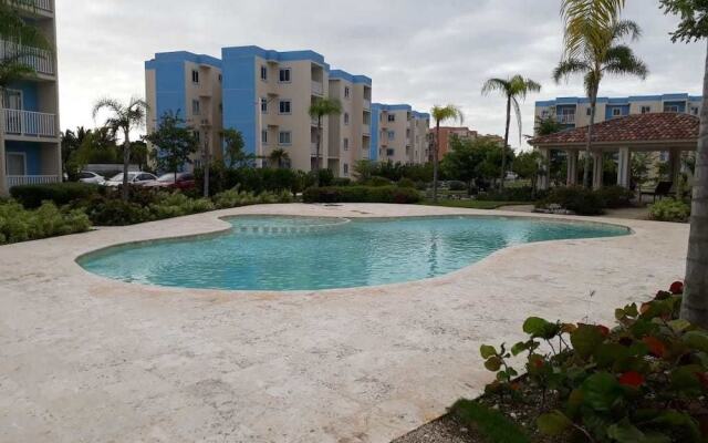 J&R Apartamento Serena Village
