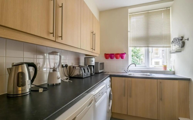 LSE Passfield Hall - Campus Accommodation