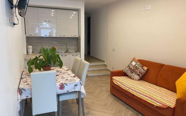 Vacation Home Ground Floor 200 Meters to Beach!