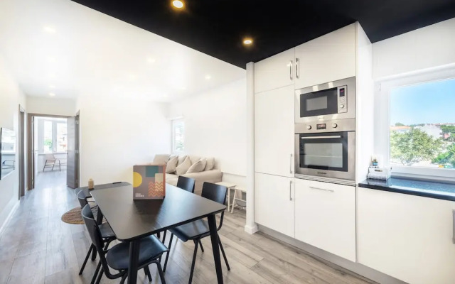 Breeze Apartment by Olala Homes