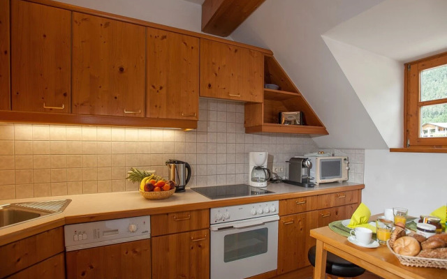 Schluga Spa Apartments & Mobile Homes