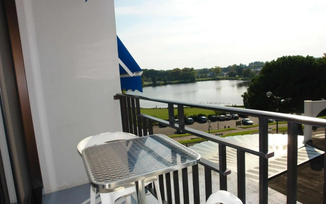 Brit Hotel du Lac
