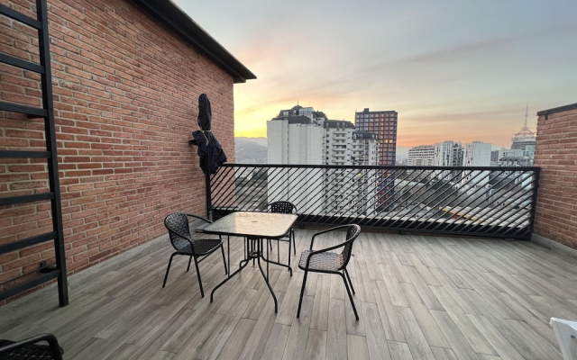 Hotel Sky Room