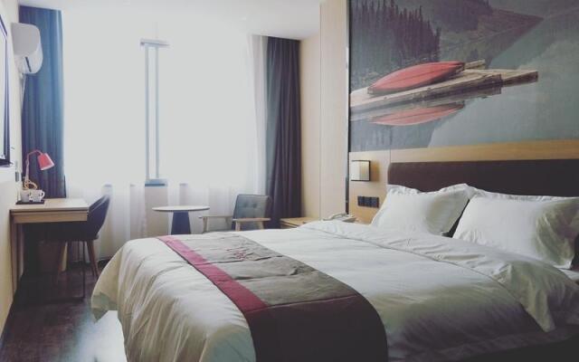 Thank Inn Plus Hotel Guangdong Yunfu Luoding City Municipal