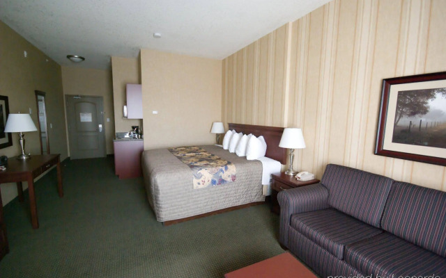Redwood Inn & Suites - Grande Prairie