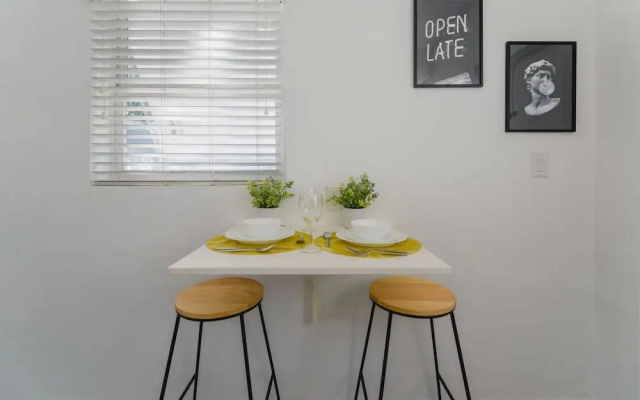 Great Studio 15 min from the beach