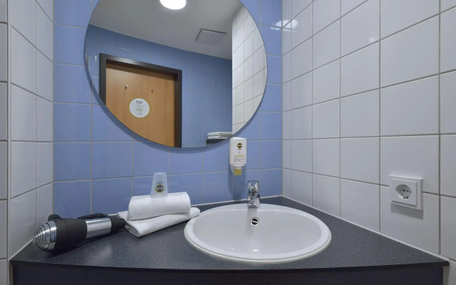 B&B Hotel Frankfurt-Hahn Airport