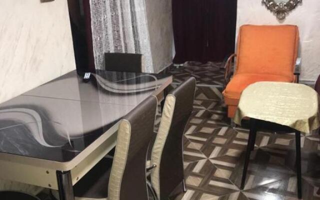 Room Near 6 May Park