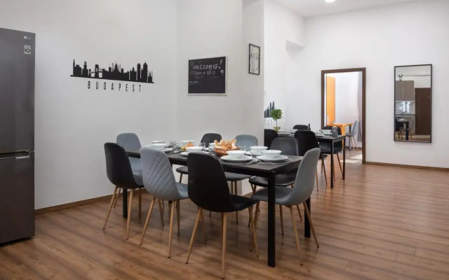 Rooms of WR19