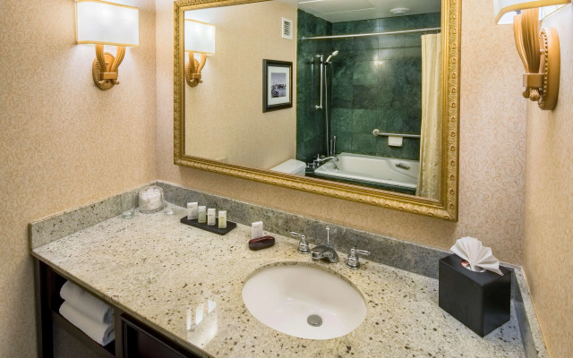 Embassy Suites by Hilton Portland Downtown