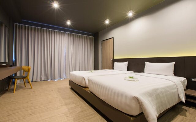 Maya Phuket Airport Hotel