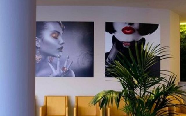 Hotel Camelia