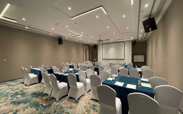 Hazens Hotel (Chengdu Chunxi Road, Tianfu Square)