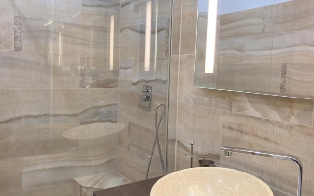 Three Rings Apartments