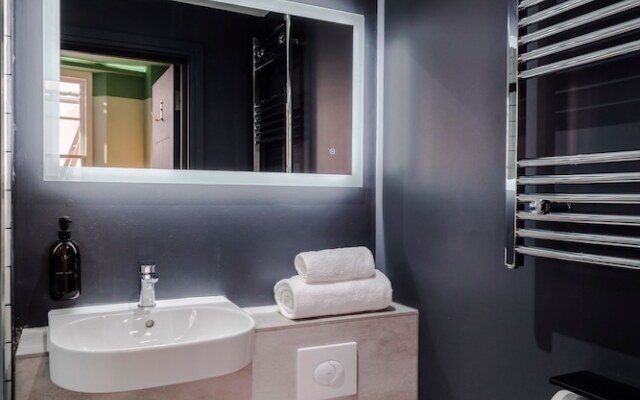 Your Apartment I Brixton