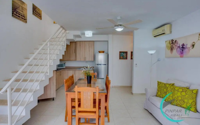 Deluxe E2, 2 Br, Sea View, Pool, Roof Terrace