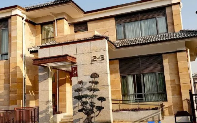 Yiyang Lefu Hot Spring Holiday Hotel