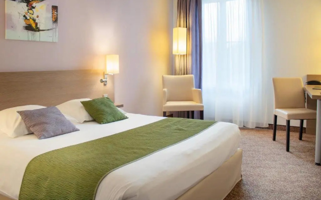 Brit Hotel Chateaudun