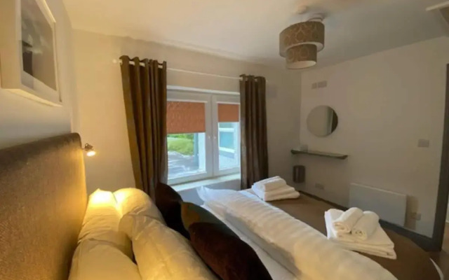 Location Location - Gorgeous 3 Bed Apartment in Killarney