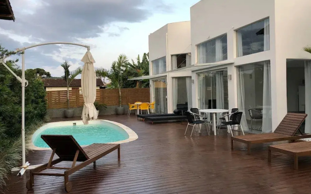 No1 Stylish Beach House With Pool