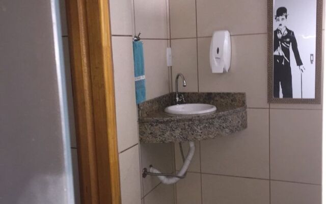 Hostel Home Acadepol, Metrô Butantã, Usp