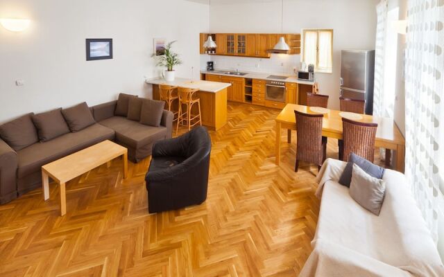 Charles Bridge Hostel and Apartments