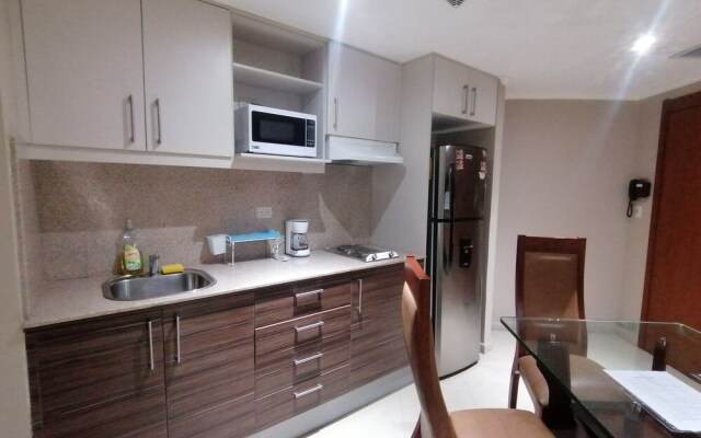 Luxury Suites Riverfront GYE