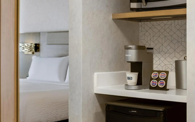 Holiday Inn Express & Suites Ottawa East - Orleans by IHG