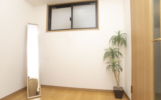 Shinsaibashi-House A