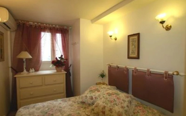 Apartment With 2 Bedrooms in Paris, With Wonderful City View and Wifi