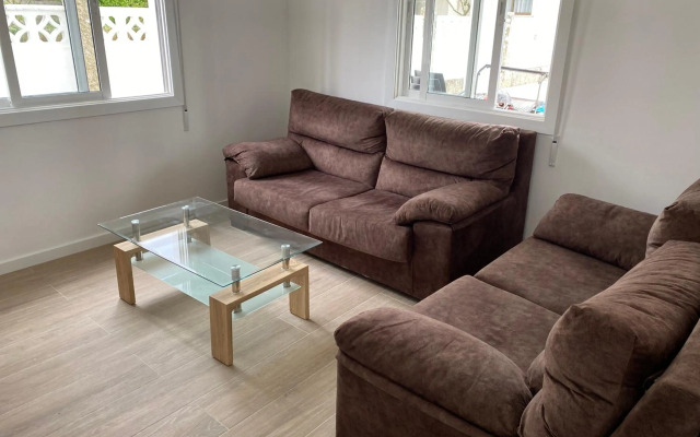 Casa con Piscina cerca de la playa