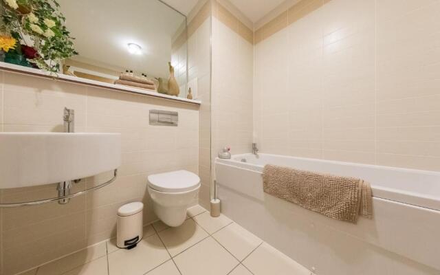 The Broch, 1st Floor, Luxurious City Centre Apartment