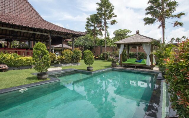 Ngeluwungan Boutique Villa