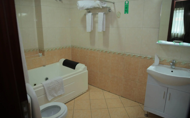 Debredamo Hotel
