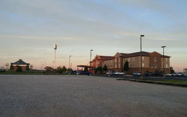 Route 66 lnn & Suites