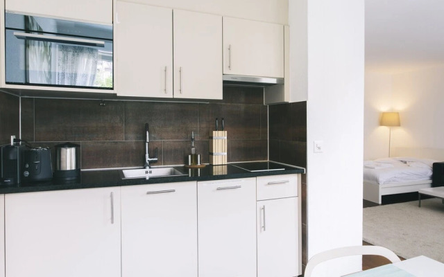 Elegant Apartment with POCKET WIFI !!!