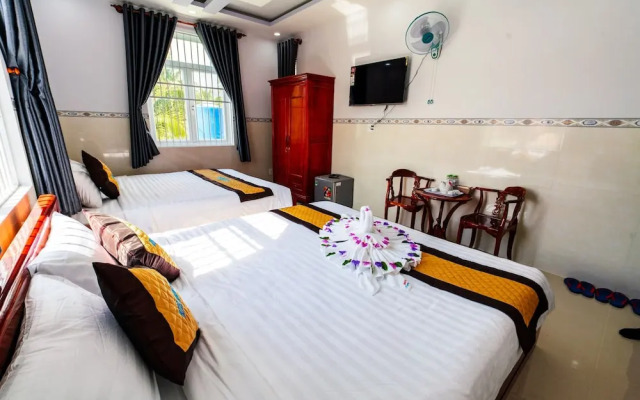 Hotel Huong Dao